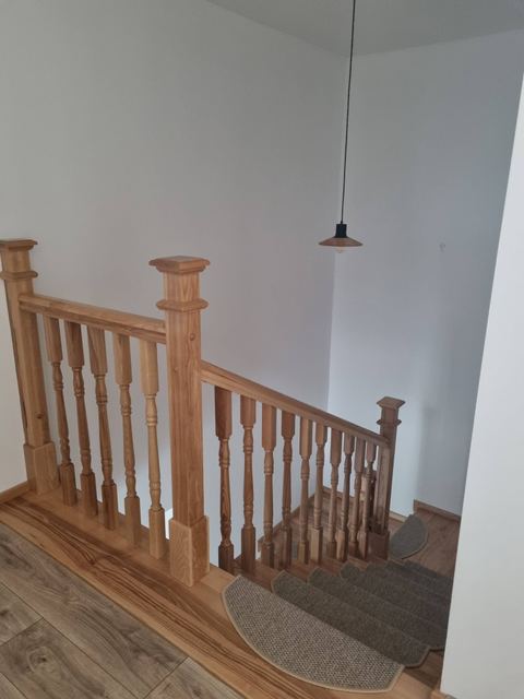 Detaliu de balustradă din lemn, atelierul Marcan